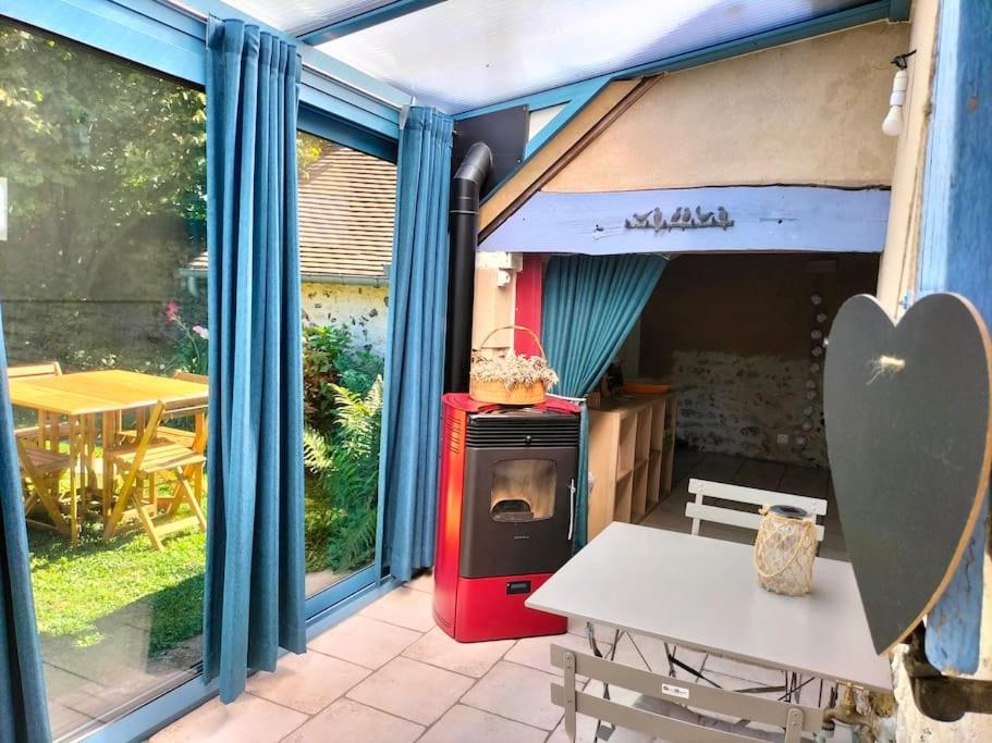 Charmante Maisonnette En Pierre Ecardenville-sur-Eure Экстерьер фото